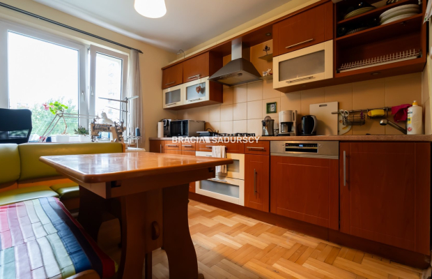 73 m², 3 pokoje, balkon, świetna lokalizacja!
