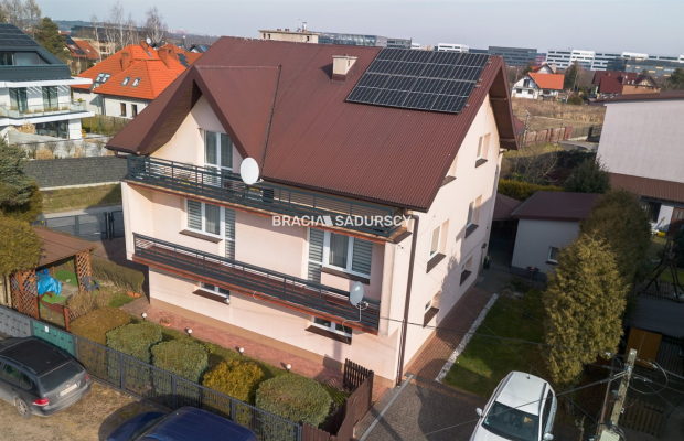Duże mieszkanie, balkon, ogród,  blisko tramwaj