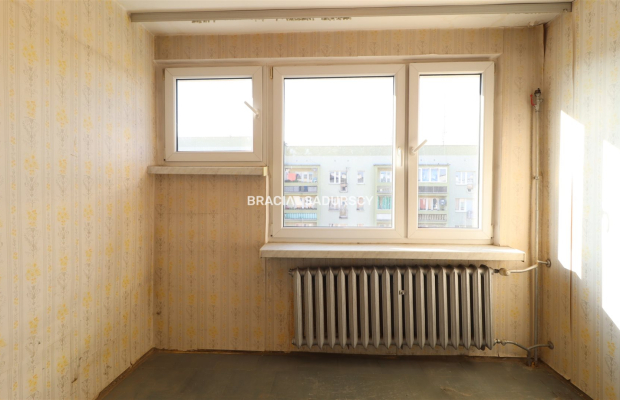 2-pokojowe mieszkanie o pow. 38,6 m 2  na osiedlu Bohaterów Września obok parku       

           Oferujemy n     a sprzedaż p