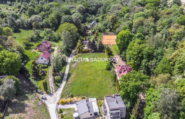 Działka przy ul. Poniedziałkowy Dół -Zwierzyniec