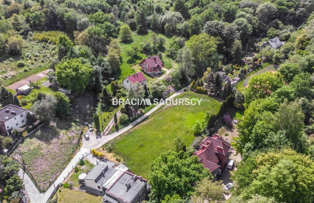 Działka przy ul. Poniedziałkowy Dół -Zwierzyniec
