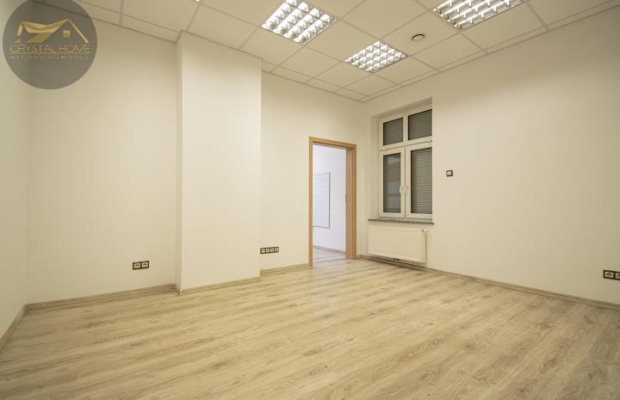 Lokal biurowy 96m2 / 6 pomieszczeń