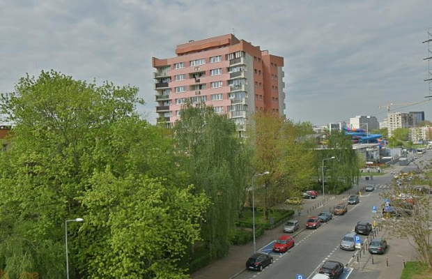3 pokoje w Centrum, przy Aquaparku, do remontu