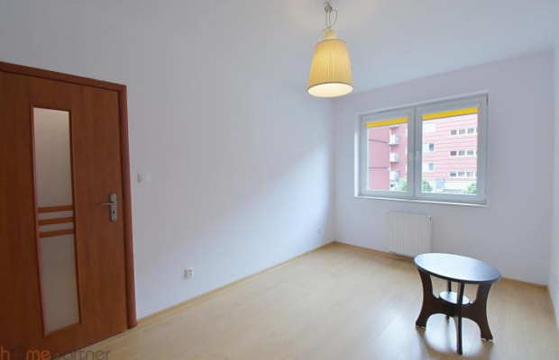 2 pokojowe z balkonem, centrum