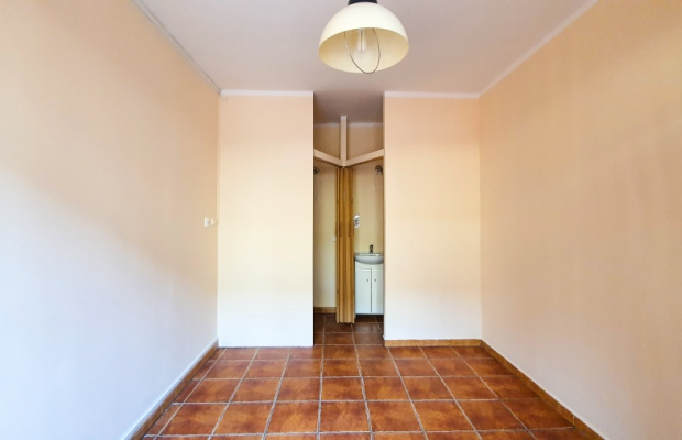 Lokal handlowy usługowy biurowy w centrum Płot
