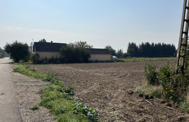 Działka rolno-budowlana 0,31 ha w Gołębiu k/Puław.