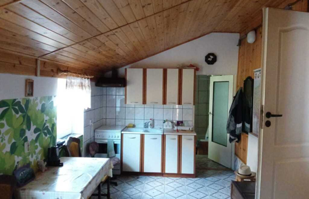 Dom drewniany w pobliu Opola Lubelskiego