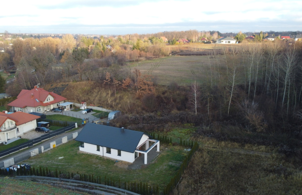 Dom, Dys, 1000 m2 działki,