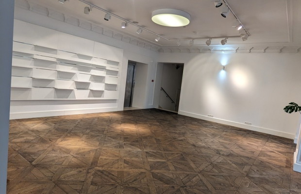 Lokal biurowo-usługowy, 115,71 m², centrum