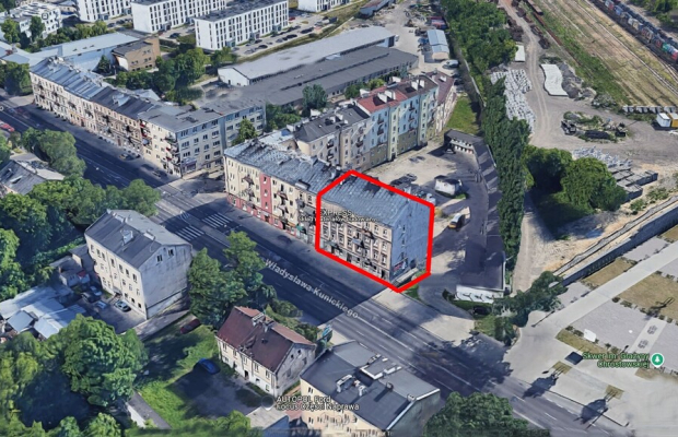 Mieszkanie 2 pok. 2 piętro, parking, niski czynsz.