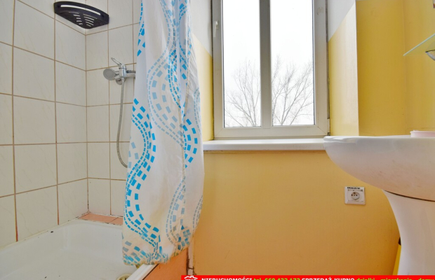 Mieszkanie 2 pok. 2 piętro, parking, niski czynsz.