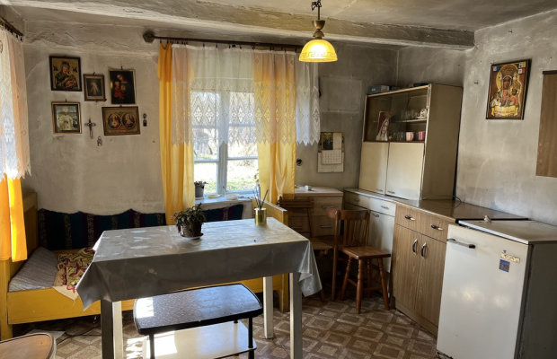 Dom w Kaliszanach Kolonii gm. Józefów nad Wisłą.