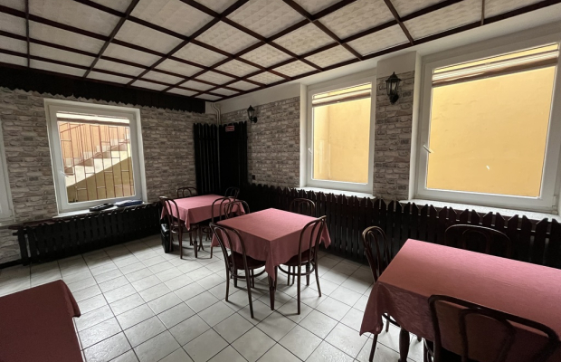 Lokal 75 m2 (wynajem) ul. Kołłątaja w Puławach.