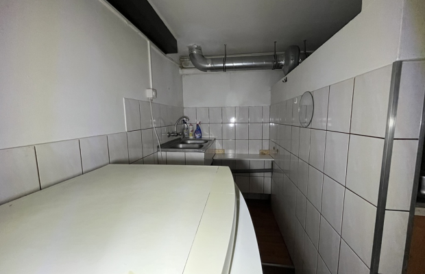 Lokal 75 m2 (wynajem) ul. Kołłątaja w Puławach.