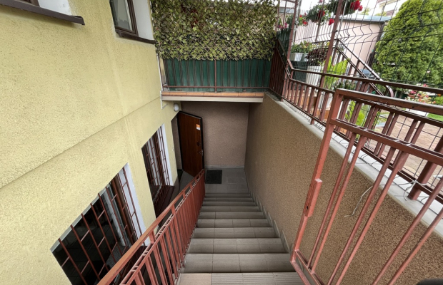 Lokal 75 m2 (wynajem) ul. Kołłątaja w Puławach.