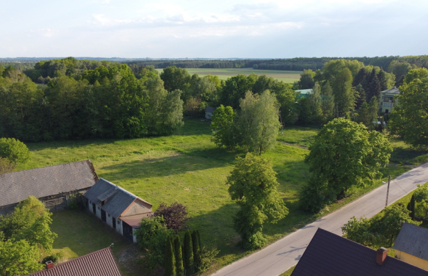 Siedlisko w gm. Kurów 35 km od Lublina.