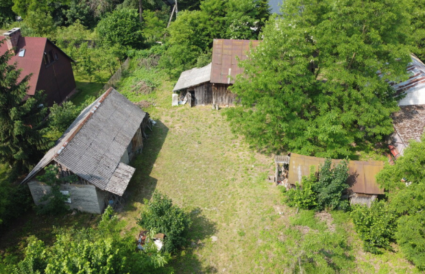 Dom w Kaliszanach Kolonii gm. Józefów nad Wisłą.
