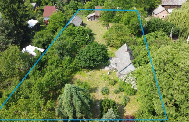 Dom w Kaliszanach Kolonii gm. Józefów nad Wisłą.