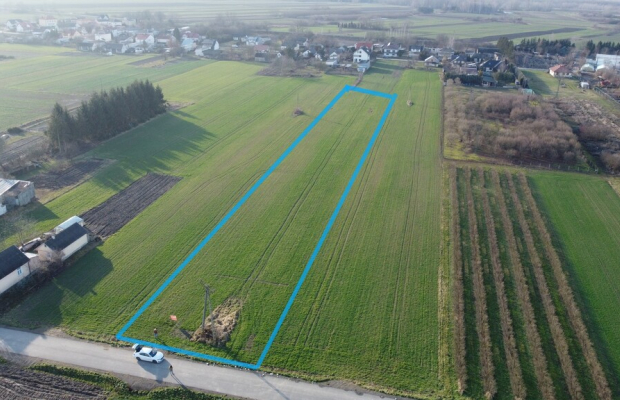 Działka rolno-budowlana 0,62 ha w Gołębiu k/Puław.