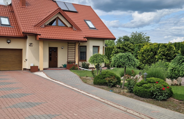 Dom+Garaż Solidnie Wybudowany i Wykończon Turowola