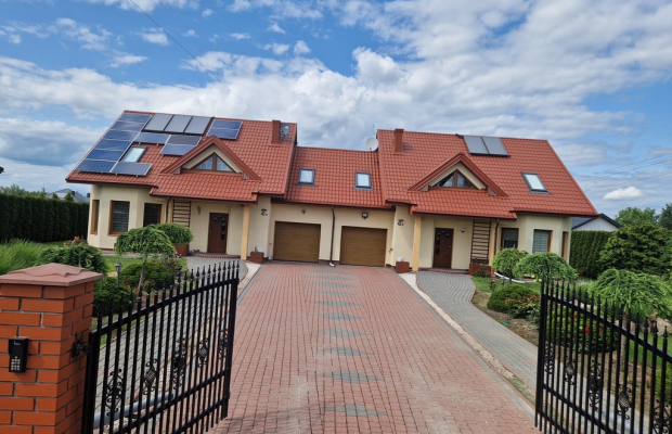 Dom+Garaż Solidnie Wybudowany i Wykończon Turowola