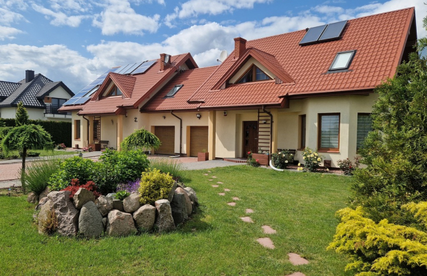 Dom+Garaż Solidnie Wybudowany i Wykończon Turowola