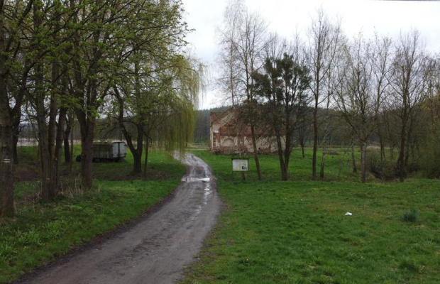 Teren 35 ha z ruinami dawnej papierni w Celejowie.
