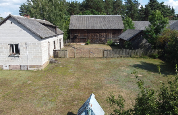 Dom na działce w Woli Chodkowskiej gm. Kozienice.