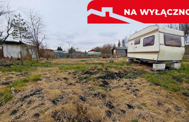 ROD ul.Wapienna-300m² działki+przyczepa kempingowa