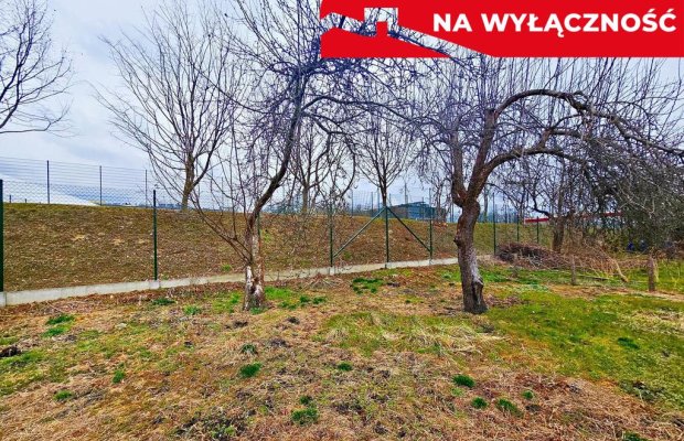 ROD ul.Wapienna-300m² działki+przyczepa kempingowa
