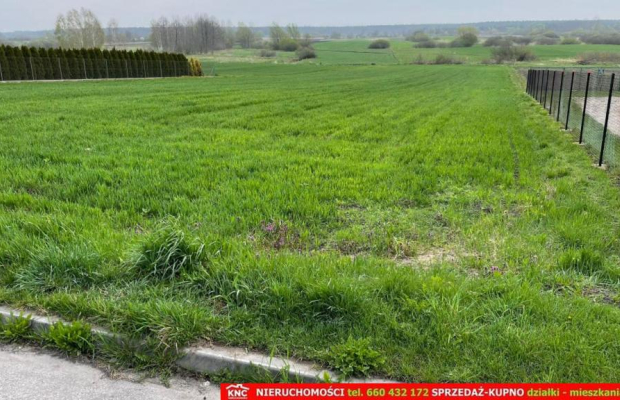 Ładna działka budowlano-rolna, blisko rzeka Wieprz.