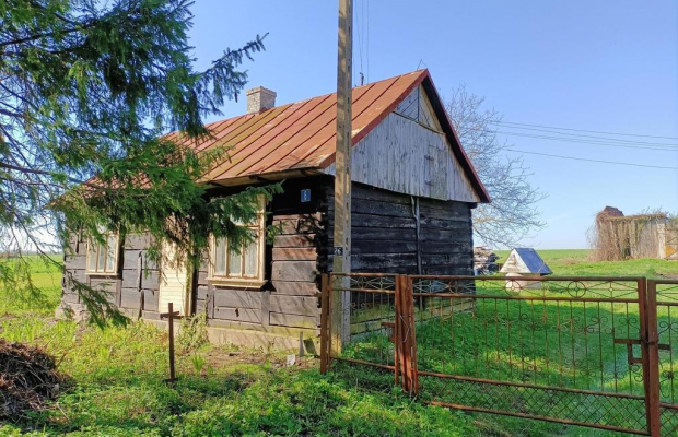 Siedlisko w ładnej okolicy gm. Gniewoszów.
