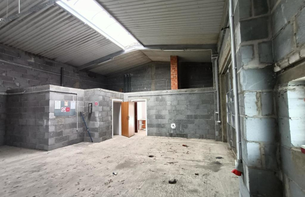 Hala produkcyjno-warsztatowa 209 m kw. gm. Przyłęk