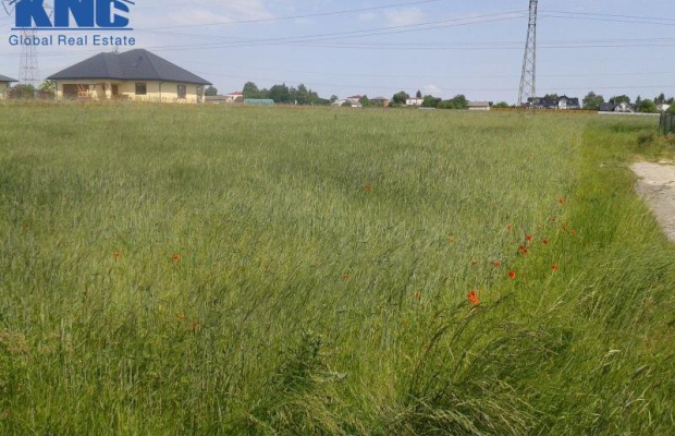 Atrakcyjna działka budowlana 13 ar z mediami