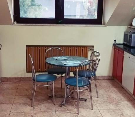 Mieszkanie w domu jednorodzinnym-Elizówka blisko IKEI