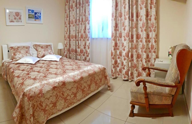 Kompleks hotel-eventowy + bud.usługowe z najemcami
