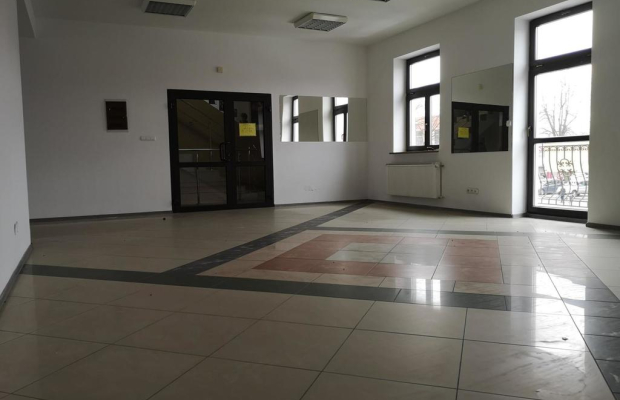 LUBARTÓW - lokal 180 m2 do wynajęcia od zaraz!!