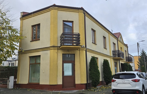 Budynek mieszkalno-usługowy, Lubartów,