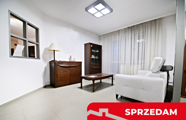 Szeregowiec na spokojnym osiedlu przy lesie-okazja