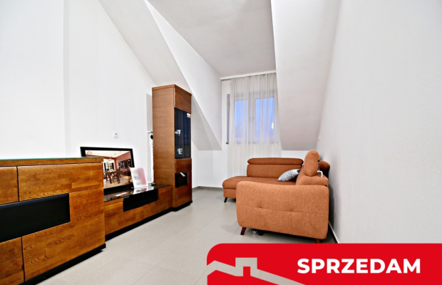 Szeregowiec na spokojnym osiedlu przy lesie-okazja