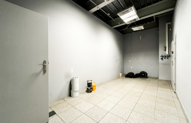 Lokal handlowo-usługowy, 118 m2, Bronowice, parter