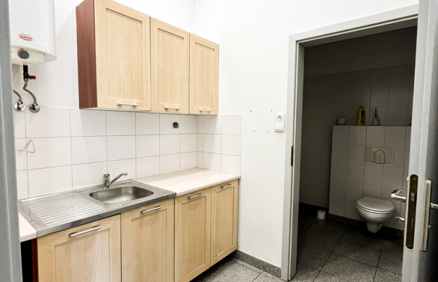 Lokal handlowo-usługowy, 118 m2, Bronowice, parter