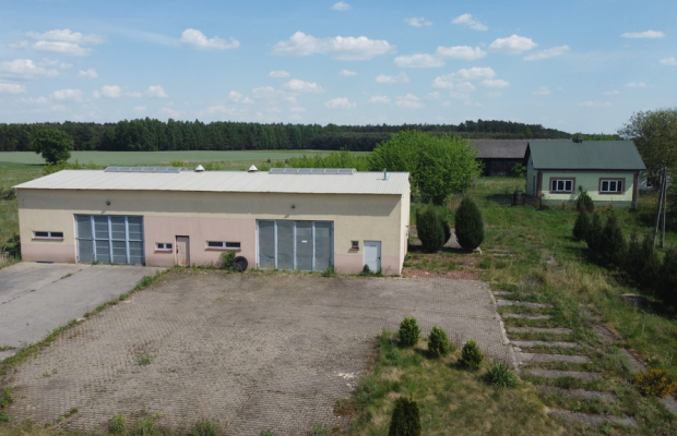 Hala produkcyjno-warsztatowa 209 m kw. gm. Przyłęk