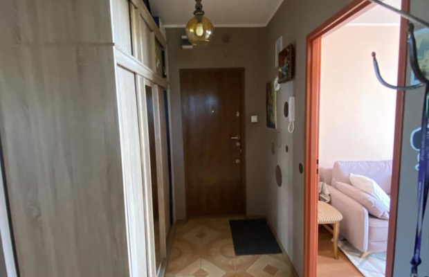 Mieszkanie 3 pokojowe 64 m kw. w Pionkach.
