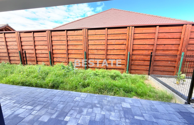 Nowe, bezczynszowe mieszkanie o powierzchni 42 m 2  z tarasem i ogródkiem - prestiżowe osiedle, świetna lokalizacja!  
 
Zapras