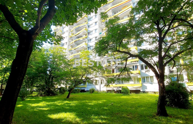 3 pokoje,oddzielna kuchnia,balkon,piwnica,centrum