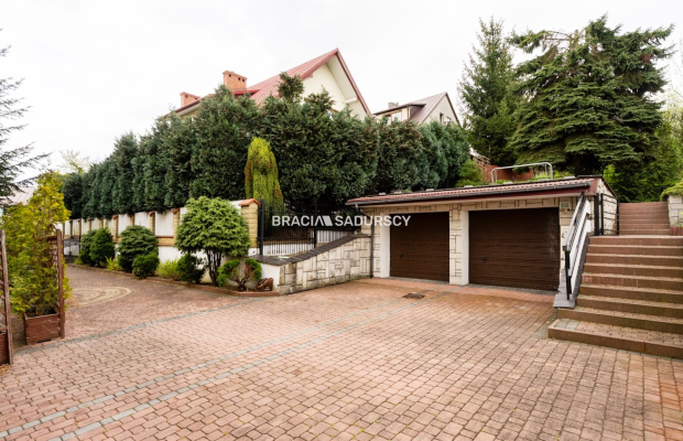 Atrakcyjny dom w Bochni z meblami - centrum 