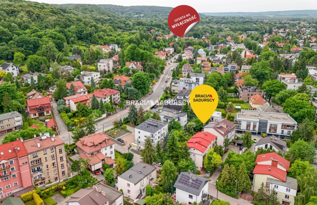 Wola Justowska, bliźniak, 4 kondygnacje, piwnica