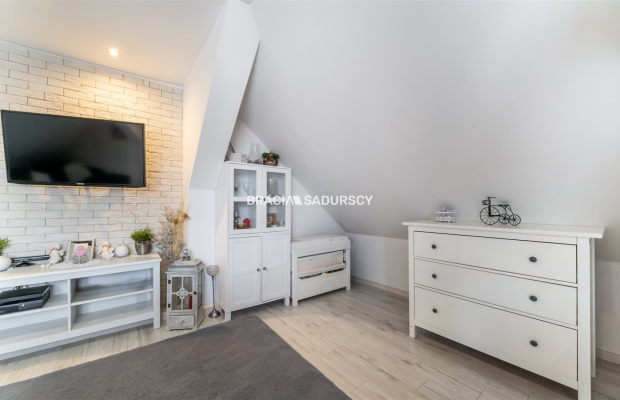 Wolnostojący dom Opatkowice-180 m² działka 11arów