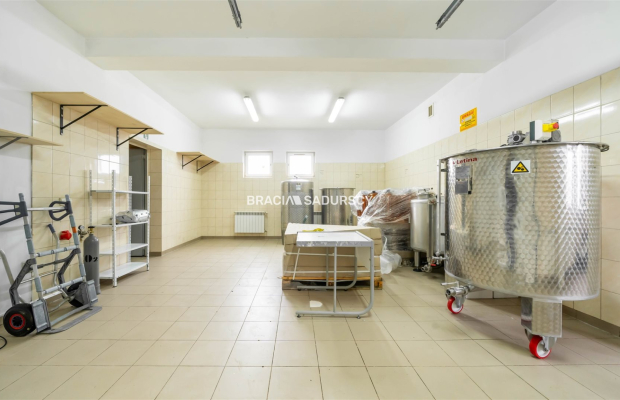 Budynek do produkcji i magazynowania - 170m2